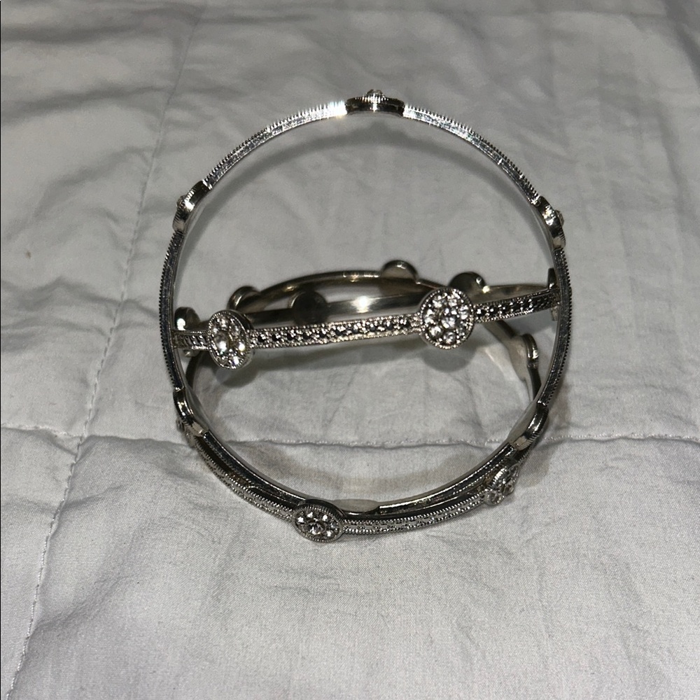 Elegant Silver Bangle Bracelet